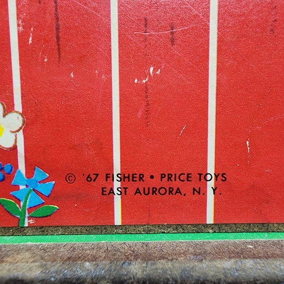 Vintage 1967 Fisher Price Family Play Farm Barn - Moooos - see condition - Picture 9 of 9